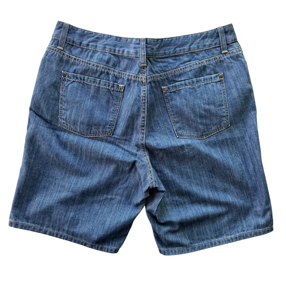L.L. Bean Womens Denim Shorts Classic Fit Blue‎ Pima Cotton 8" Size 14 - Picture 3 of 9